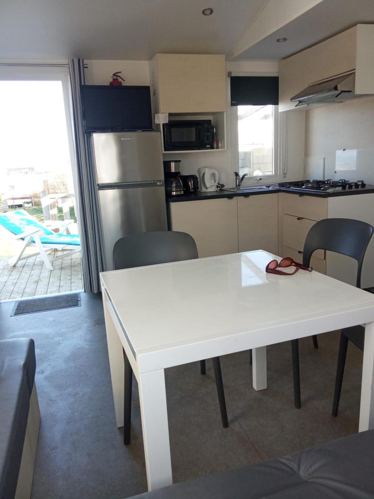 Magnifique Mobil Home Avec Clim Face Mer Le Portel Exteriér fotografie